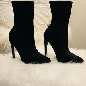 Steve Madden women’s Booties size 5M